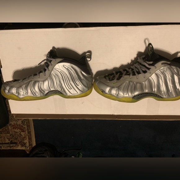 Nike Foamposite - Picture 4 of 6